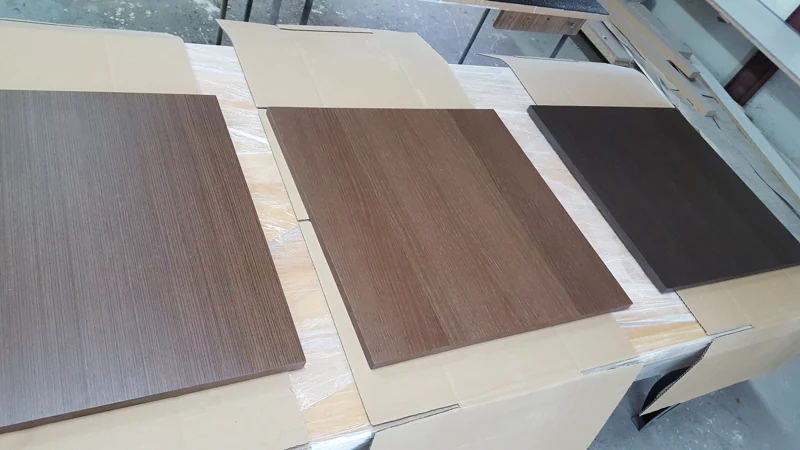 Vista previa: chapado en madera